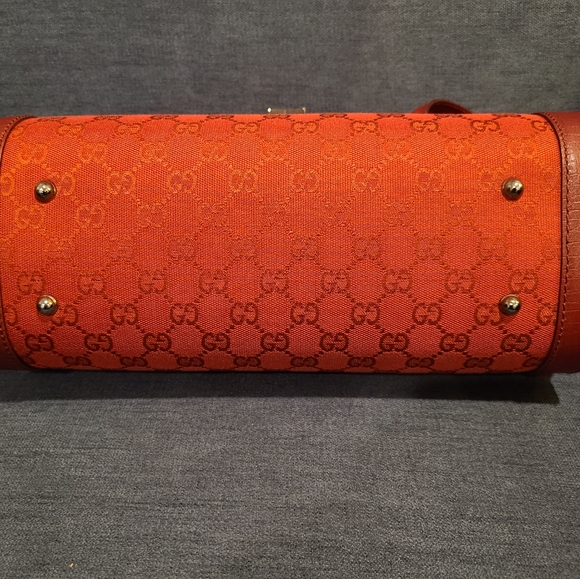 Authentic Gucci Handbag - Picture 7 of 8